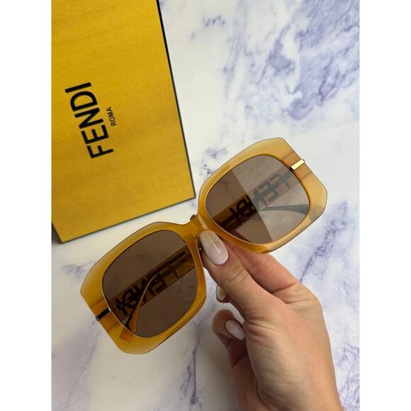 NEW Fendi FE40065I Fendigraphy Orange Square Sunglasses main image 6